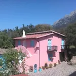 Çiftlik konaklama Camisadu Oliena